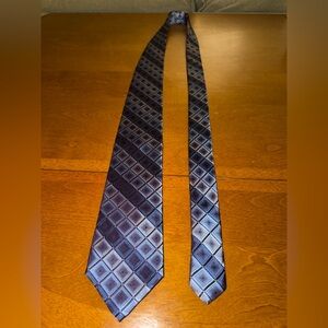 Elegant Blue Patterned Men's Tie